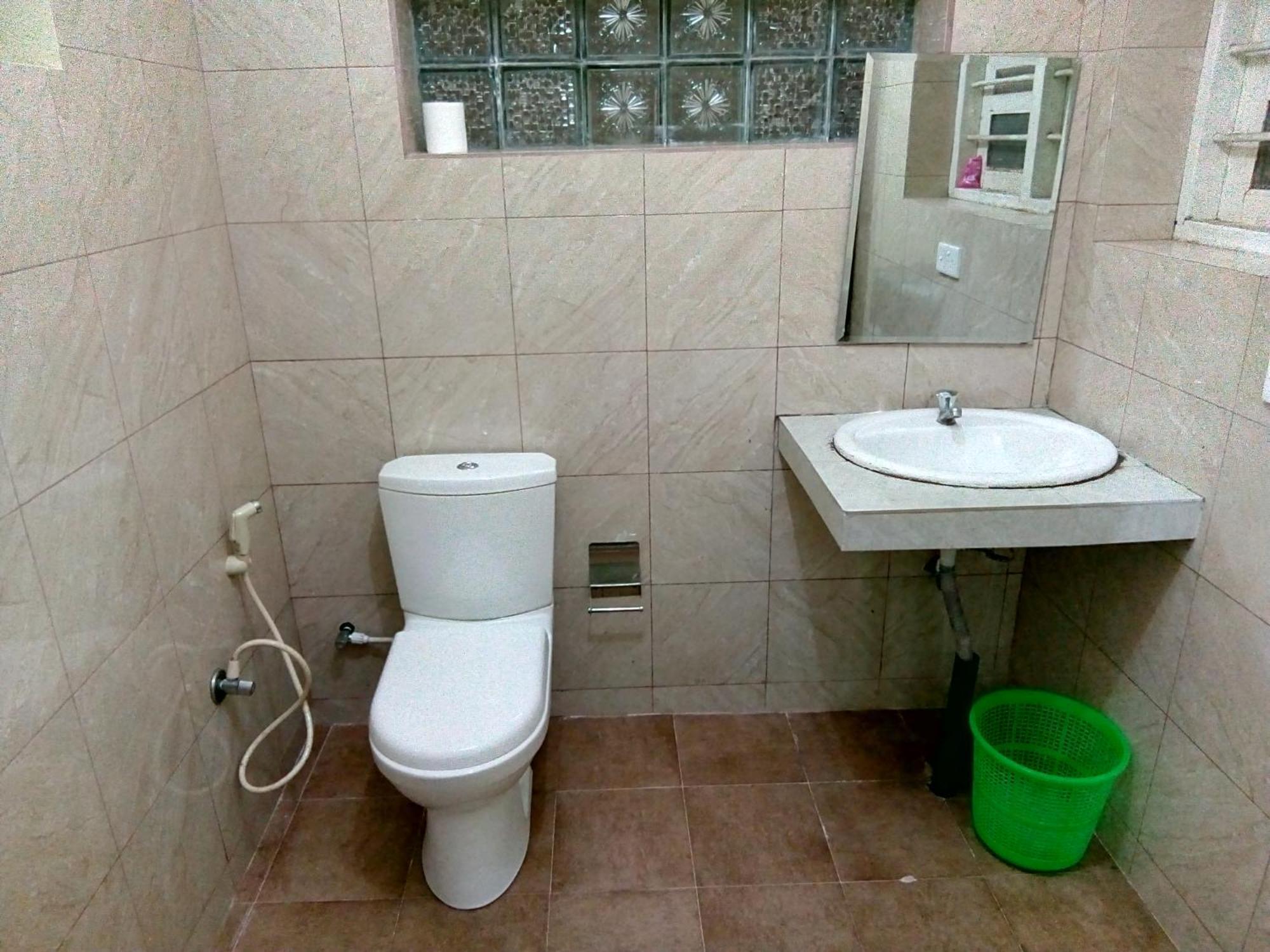 Sri Krishna Bhavan Hotel Hatton Room photo